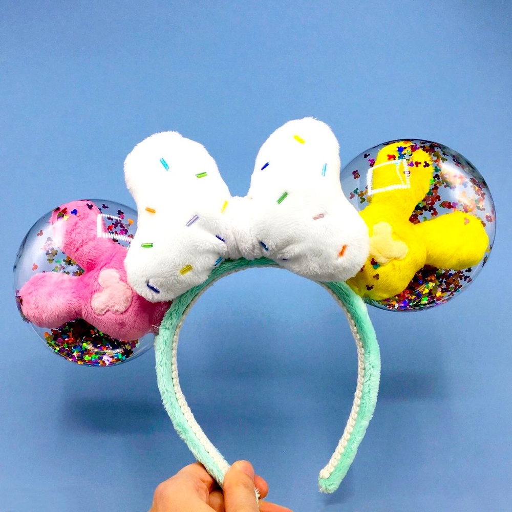 🚫SOLD🚫 Word of Mouse Co Celebration Mickey Mouse Plush Balloon Ears